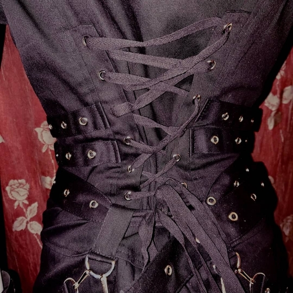 π€Bad Ass Black Punk/Goth Dressπ€ - Picture 5 of 7